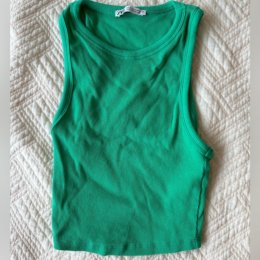 ZARA - Cropped Tank Top in bright green size Small